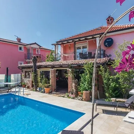 Fratrici 14384b Apartment